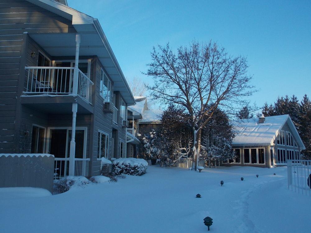 Waterbury Inn Эфрейм Экстерьер фото